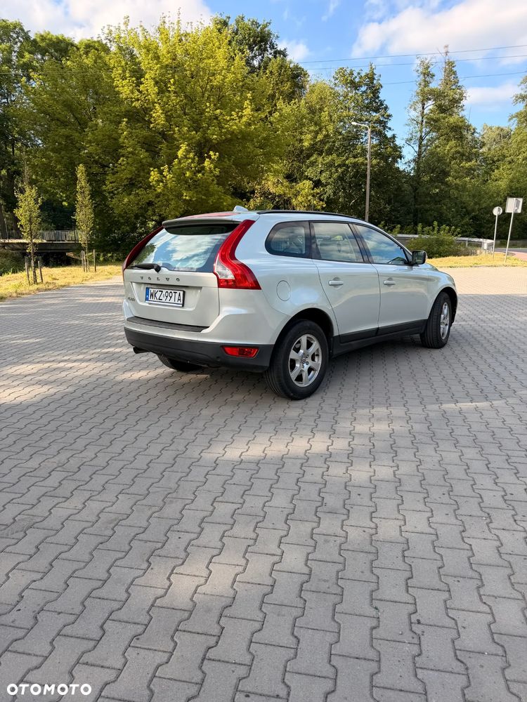 Volvo XC 60 2.4D Momentum - 3