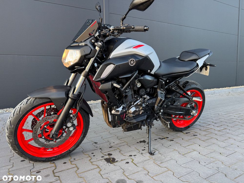 Yamaha MT - 10