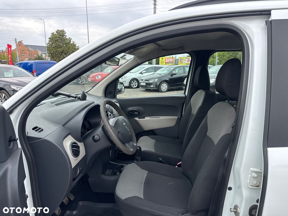 Dacia Lodgy 1.6 SCe Ambiance S&S - 19