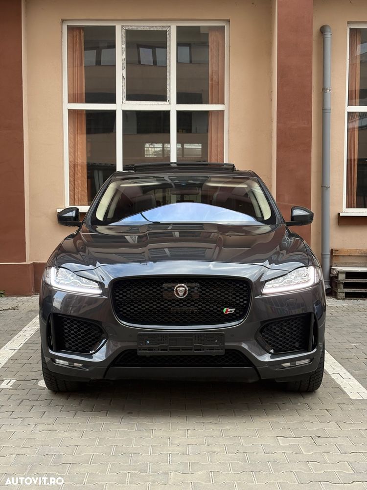 Jaguar F-Pace 30d AWD S - 9