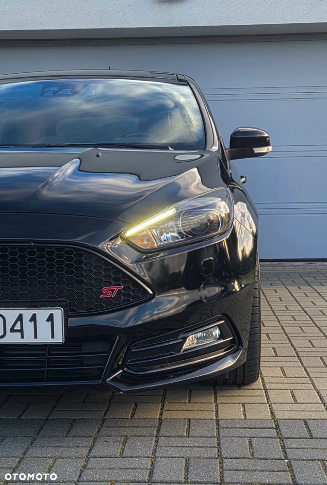 Ford Focus 2.0 EcoBoost ST-2 - 4