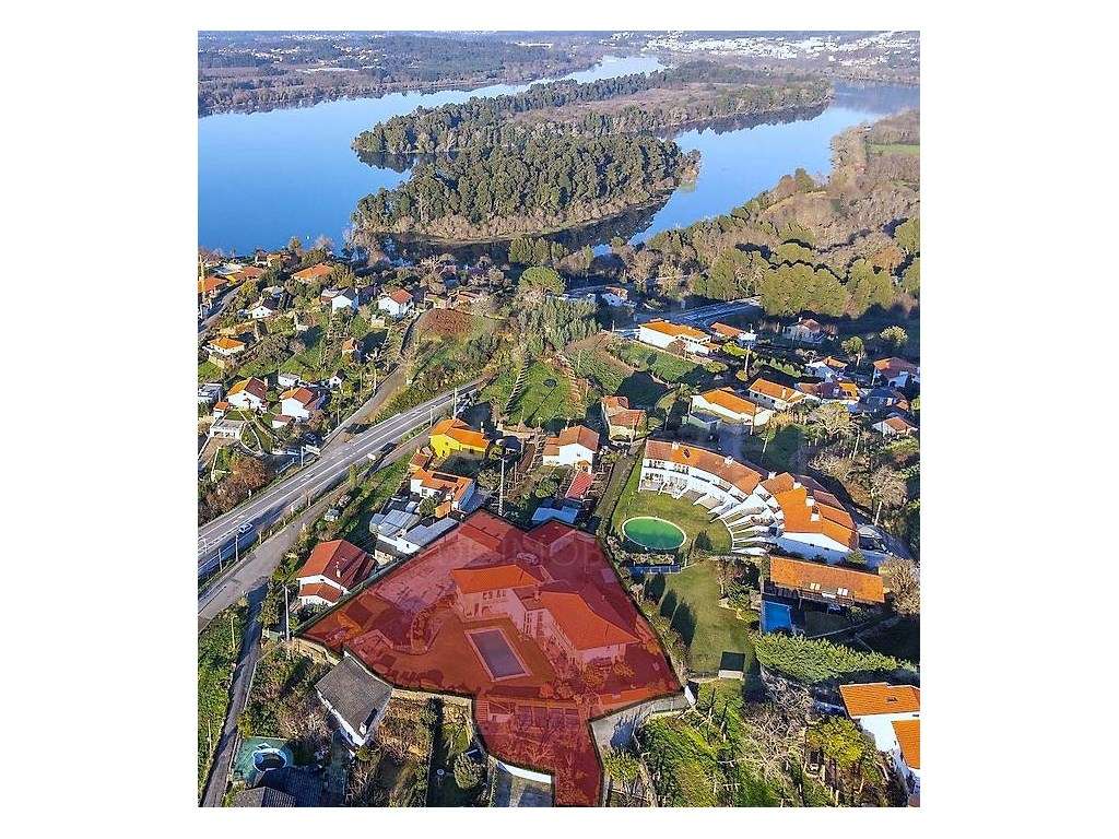 Moradia T7 em Gondarém, Vila Nova de Cerveira - Grande imagem: 2/28