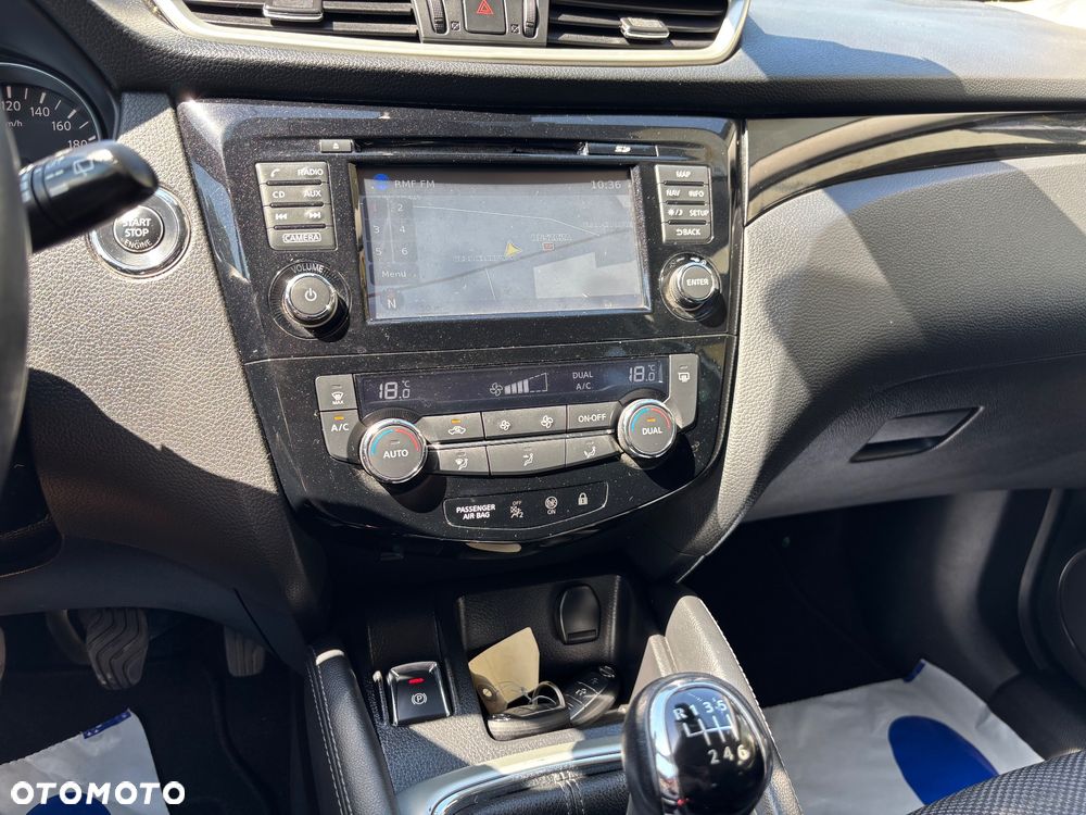 Nissan Qashqai 1.6 DIG-T Acenta - 24