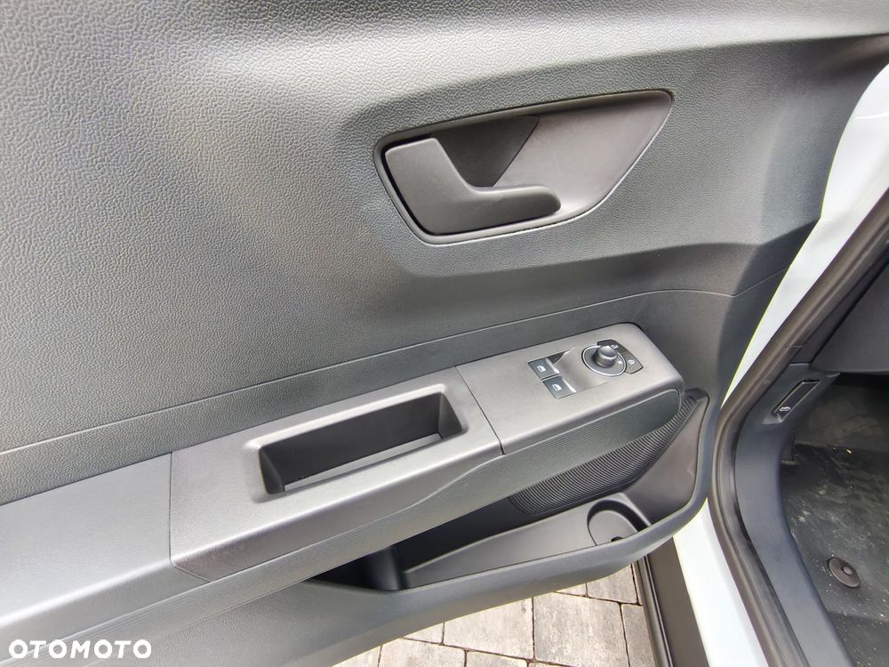 Ford Transit Courier Elektryczny - 18