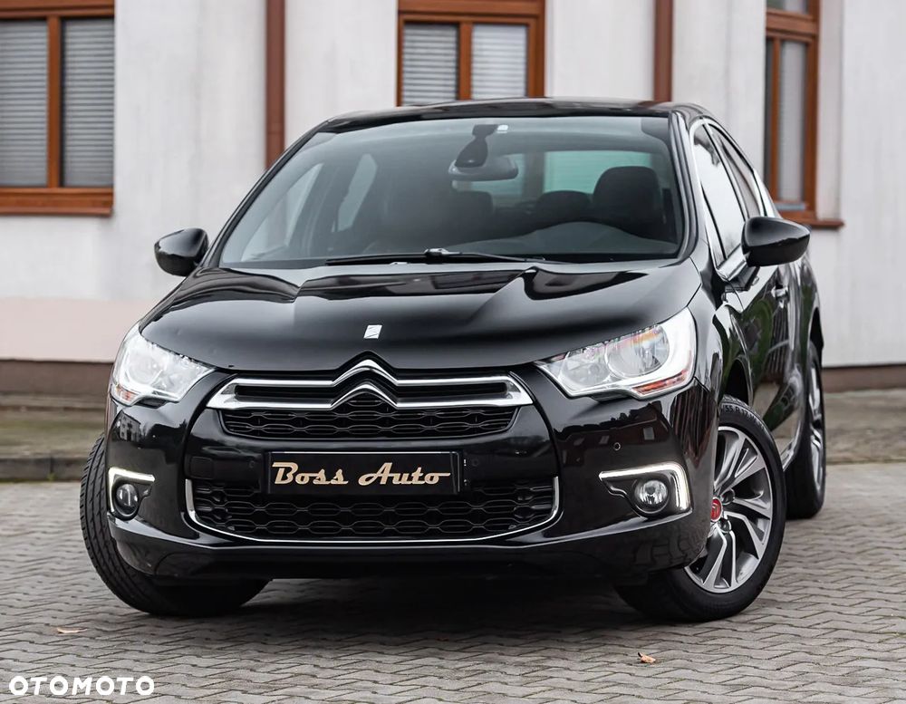 Citroën DS4 e-HDi 110 SoChic - 5