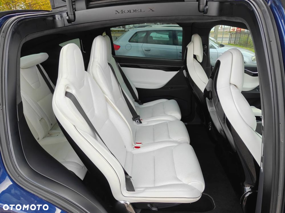 Tesla Model X Long Range Plus - 10