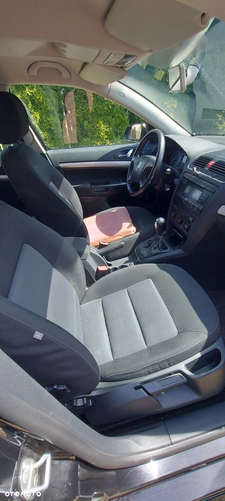 Skoda Octavia 1.6 Classic EU5 - 17