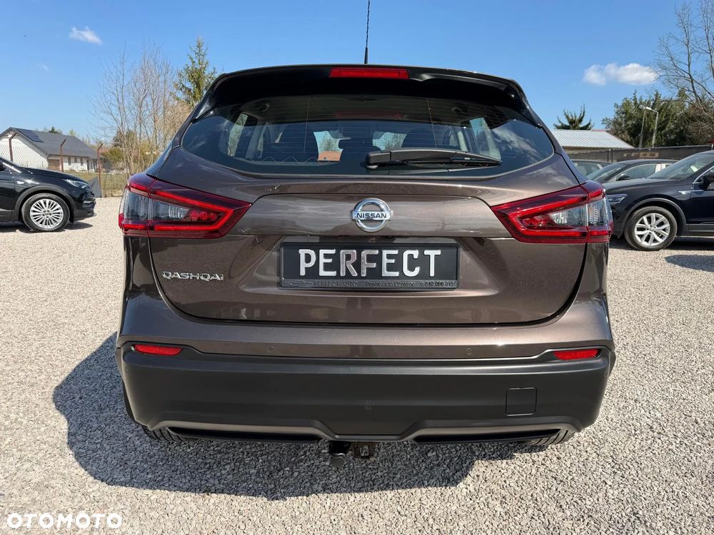 Nissan Qashqai 1.3 DIG-T DCT N-TEC - 10