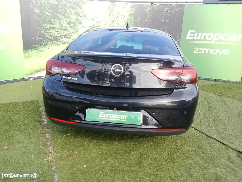 Opel Insignia - 8