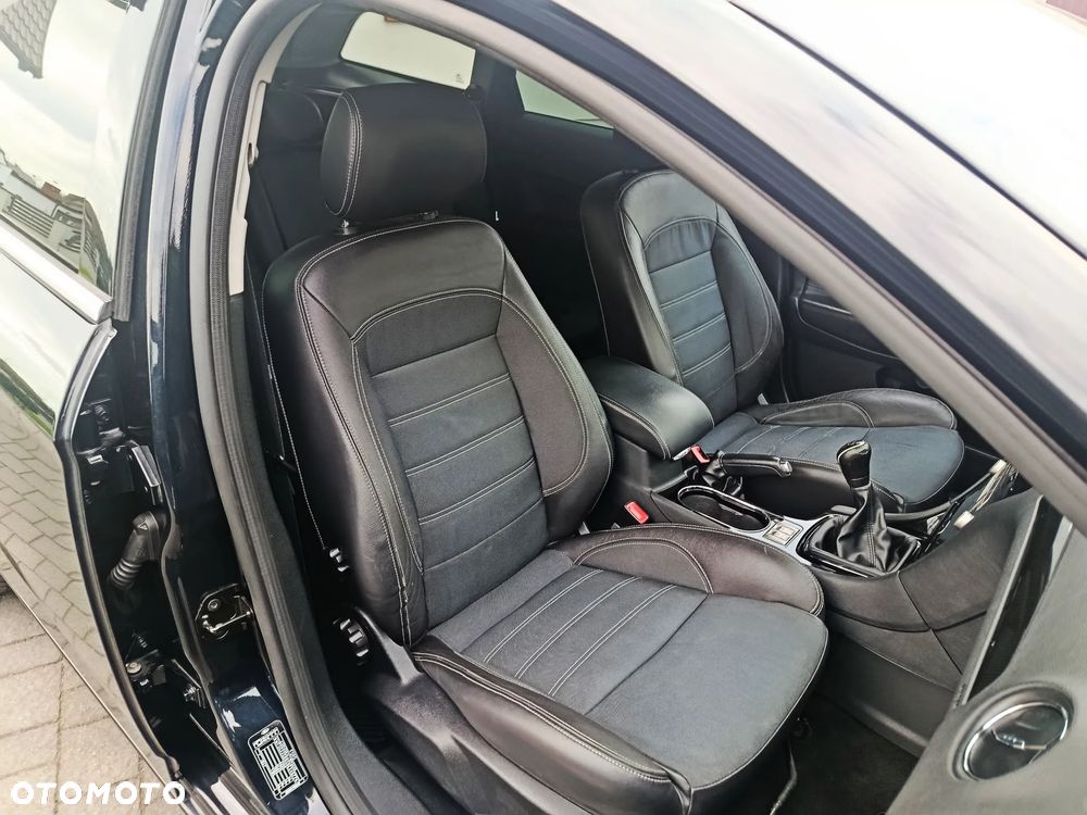 Ford Mondeo 2.0 Viva Titanium - 25