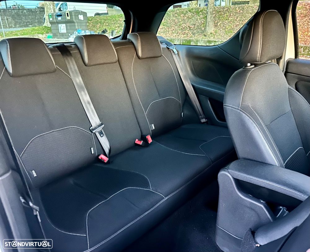 Citroën DS3 1.6 e-HDi So Chic - 30