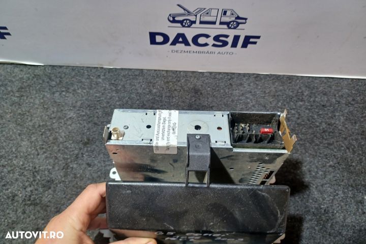 Radio cd 1K0035156A Volkswagen VW Golf 5 [2003 - 2009] Plus minivan 1 - 3