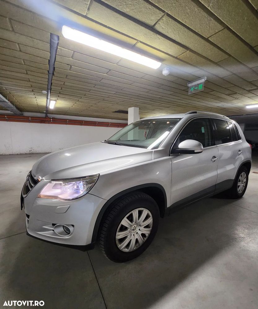 Volkswagen Tiguan - 4
