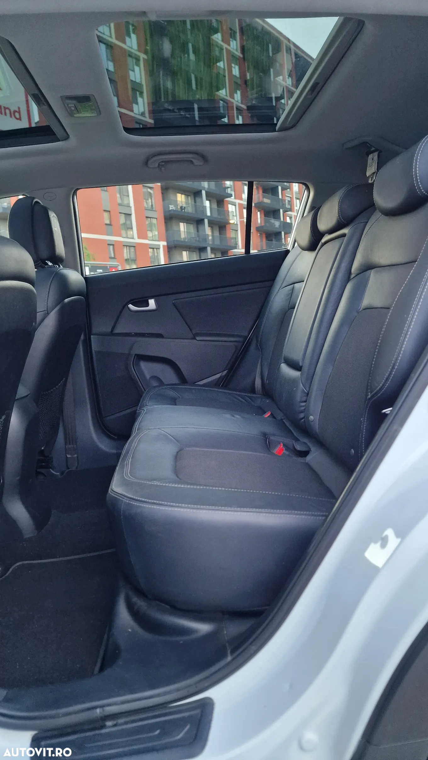 Kia Sportage 1.7 CRDI 2WD Dream-Team Edition - 15