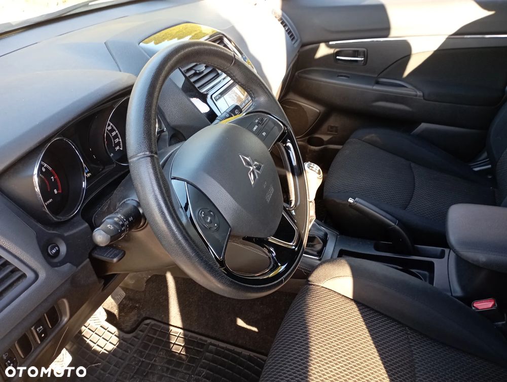 Mitsubishi ASX 1.6 Invite - 3