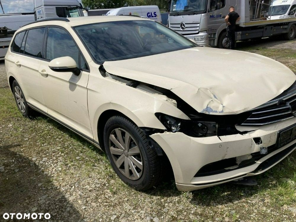 Volkswagen Passat 2.0 TDI BMT Comfortline - 2