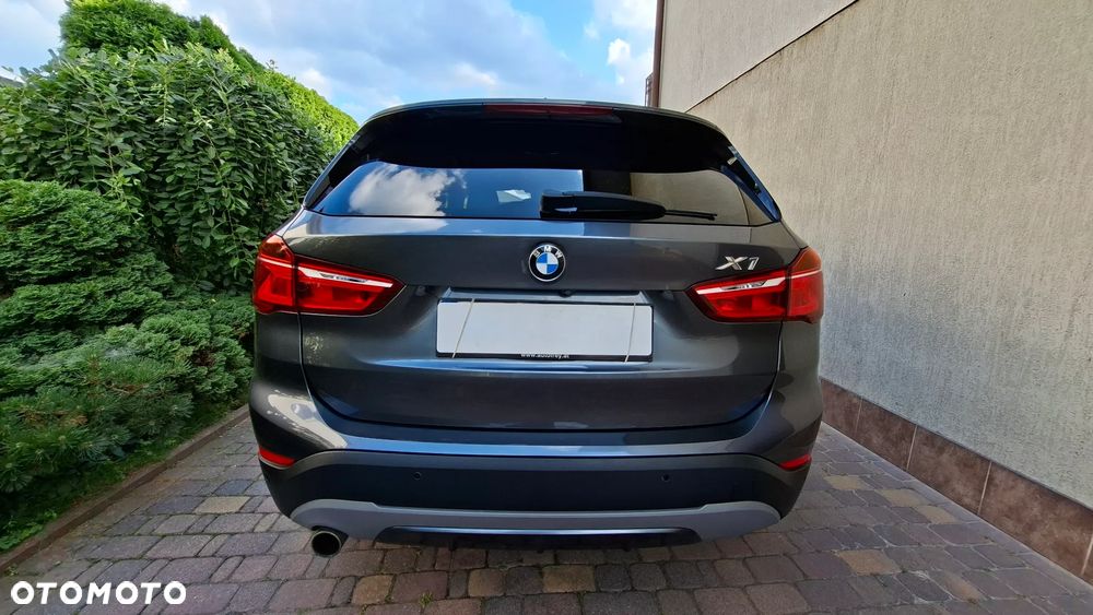 BMW X1 xDrive18d xLine - 6