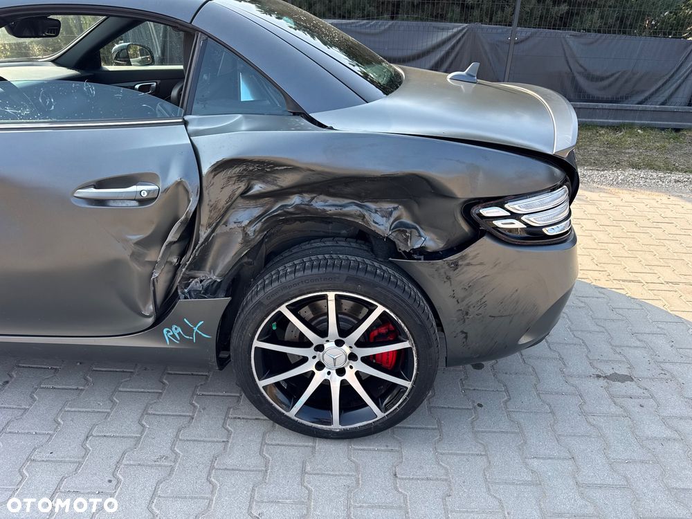 Mercedes-Benz SLC AMG 43 9G-TRONIC Final Edition AMG - 39