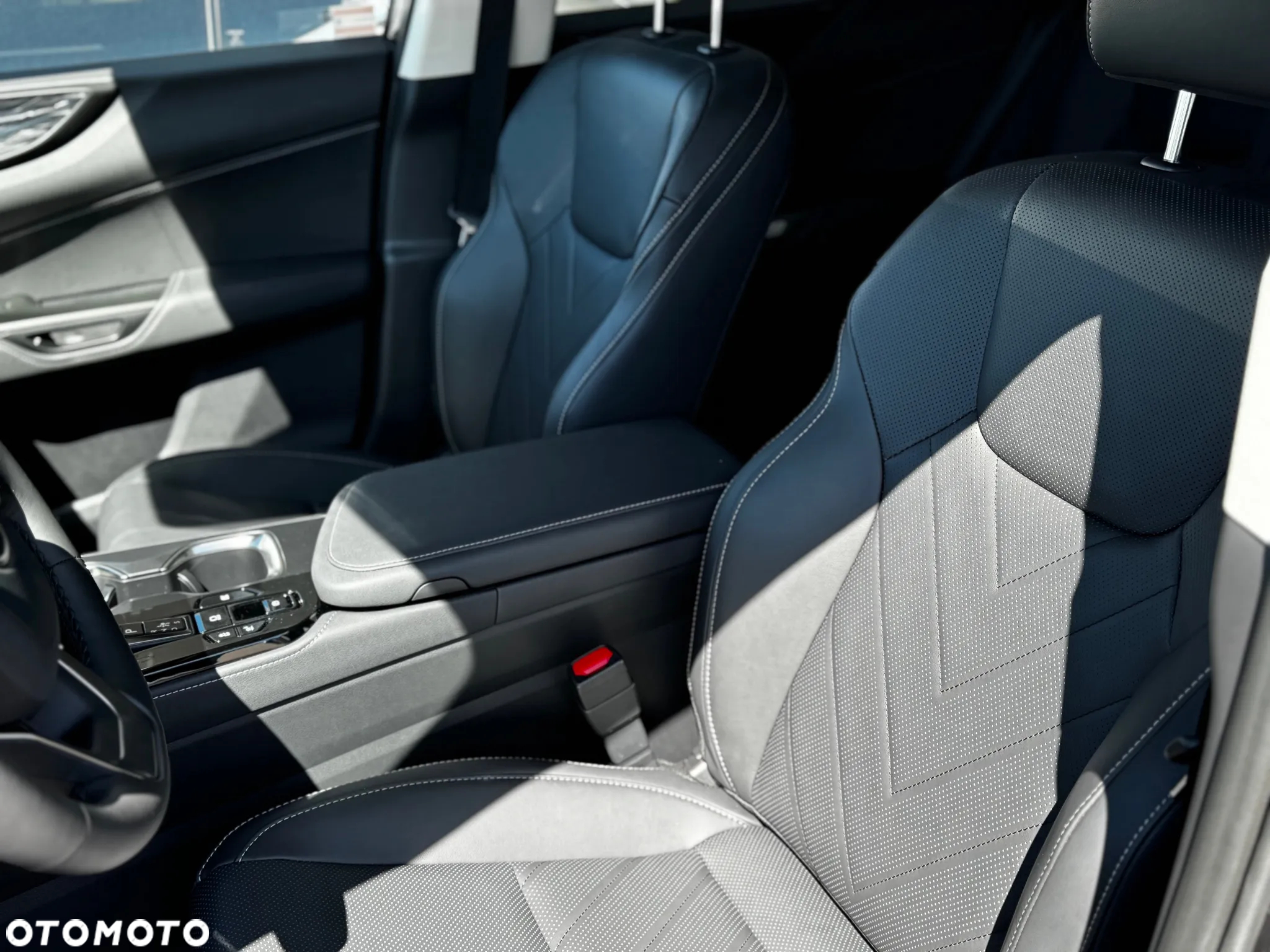 Lexus NX 350h Prestige AWD - 18