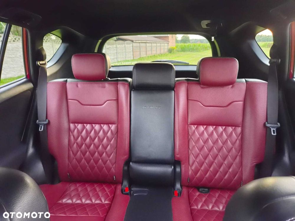 Toyota RAV4 - 5