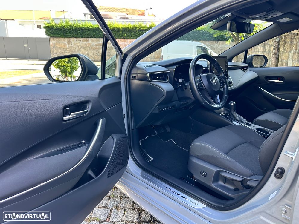 Toyota Corolla 1.8 Hybrid Square Collection - 23