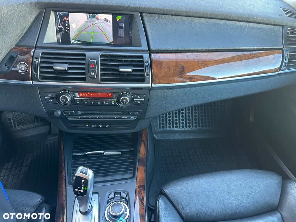 BMW X5 - 25