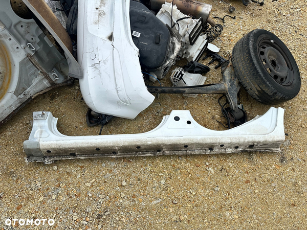 Opel Corsa d próg Slupek
