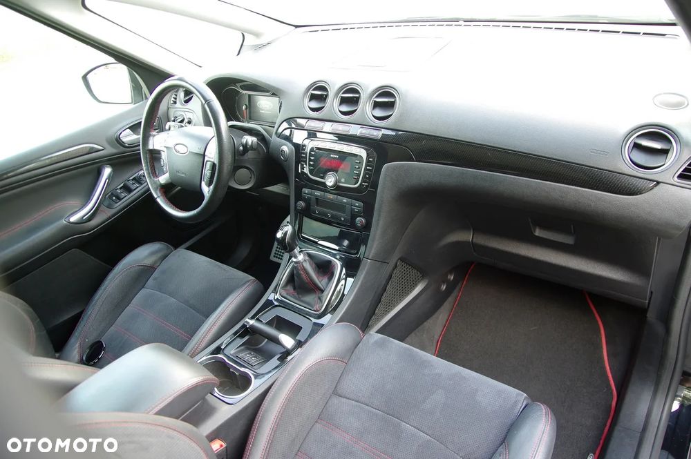 Ford S-Max 2.0 TDCi DPF Titanium X - 29