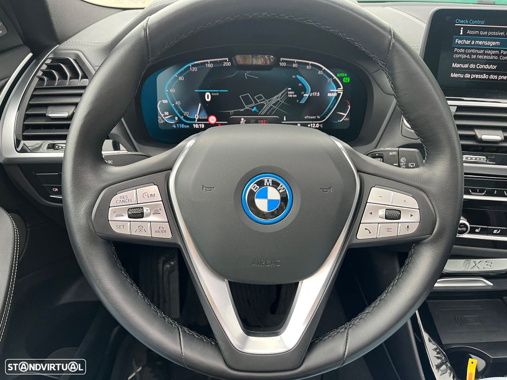 BMW iX3 Inspiring - 35