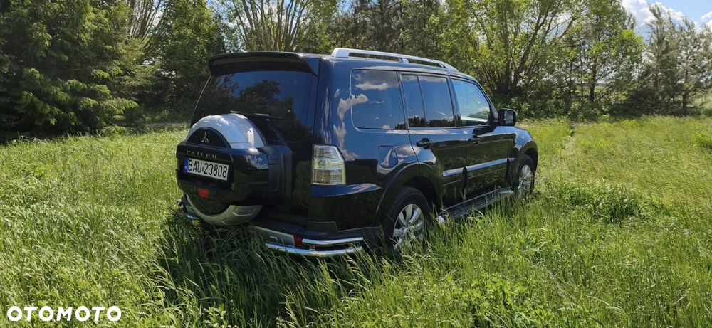 Mitsubishi Pajero - 3