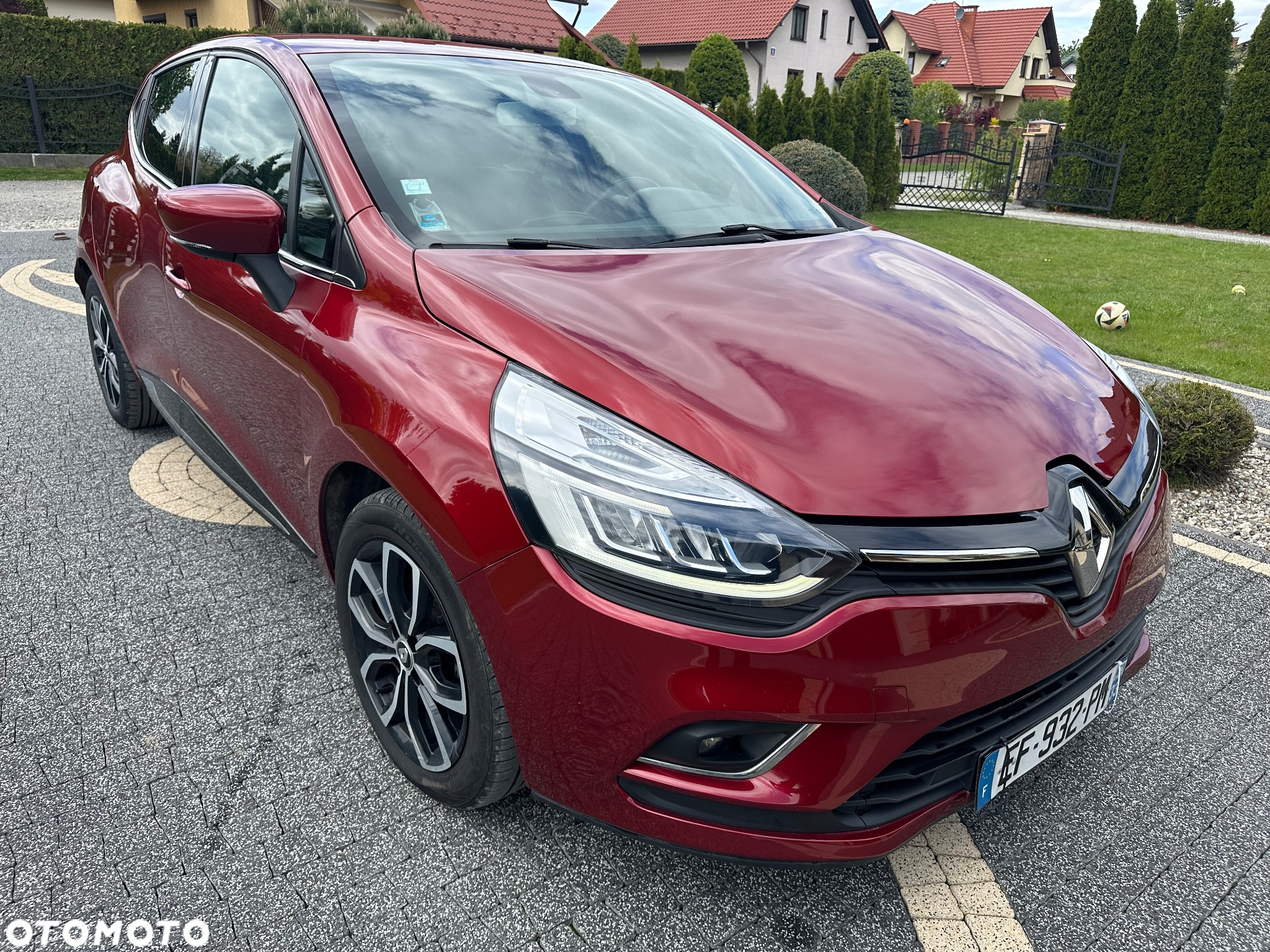 Renault Clio TCe 90 TECHNO - 4