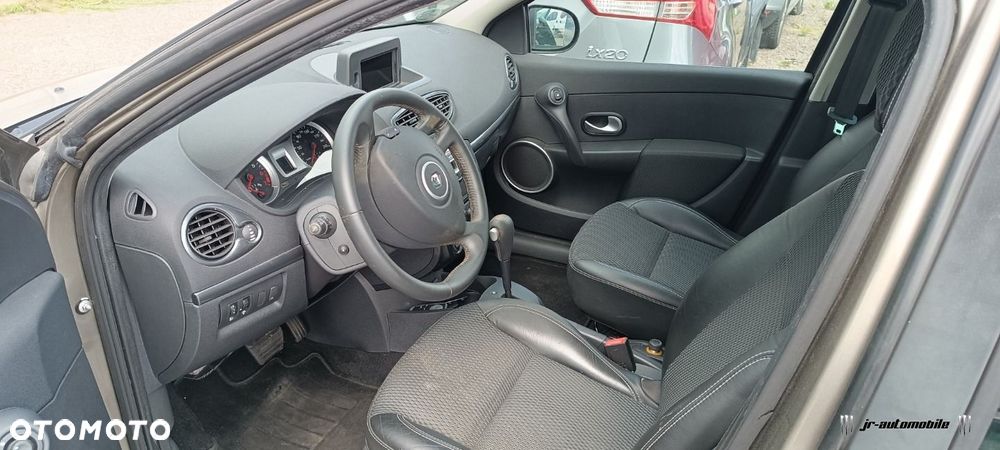 Renault Clio - 6