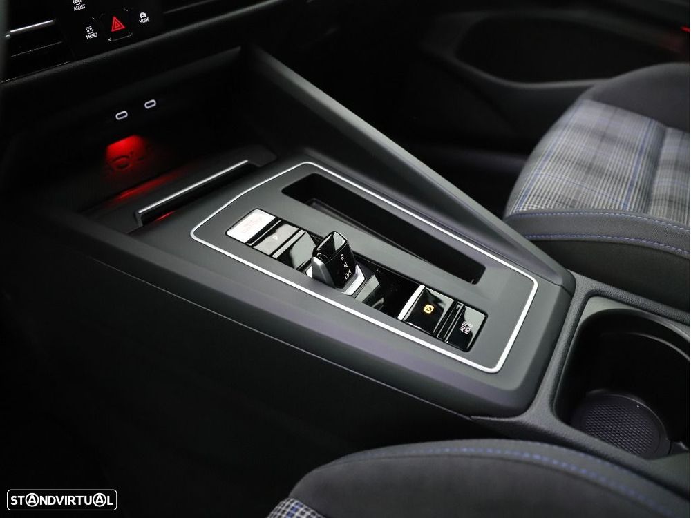 VW Golf 1.4 TSI GTE DSG - 25