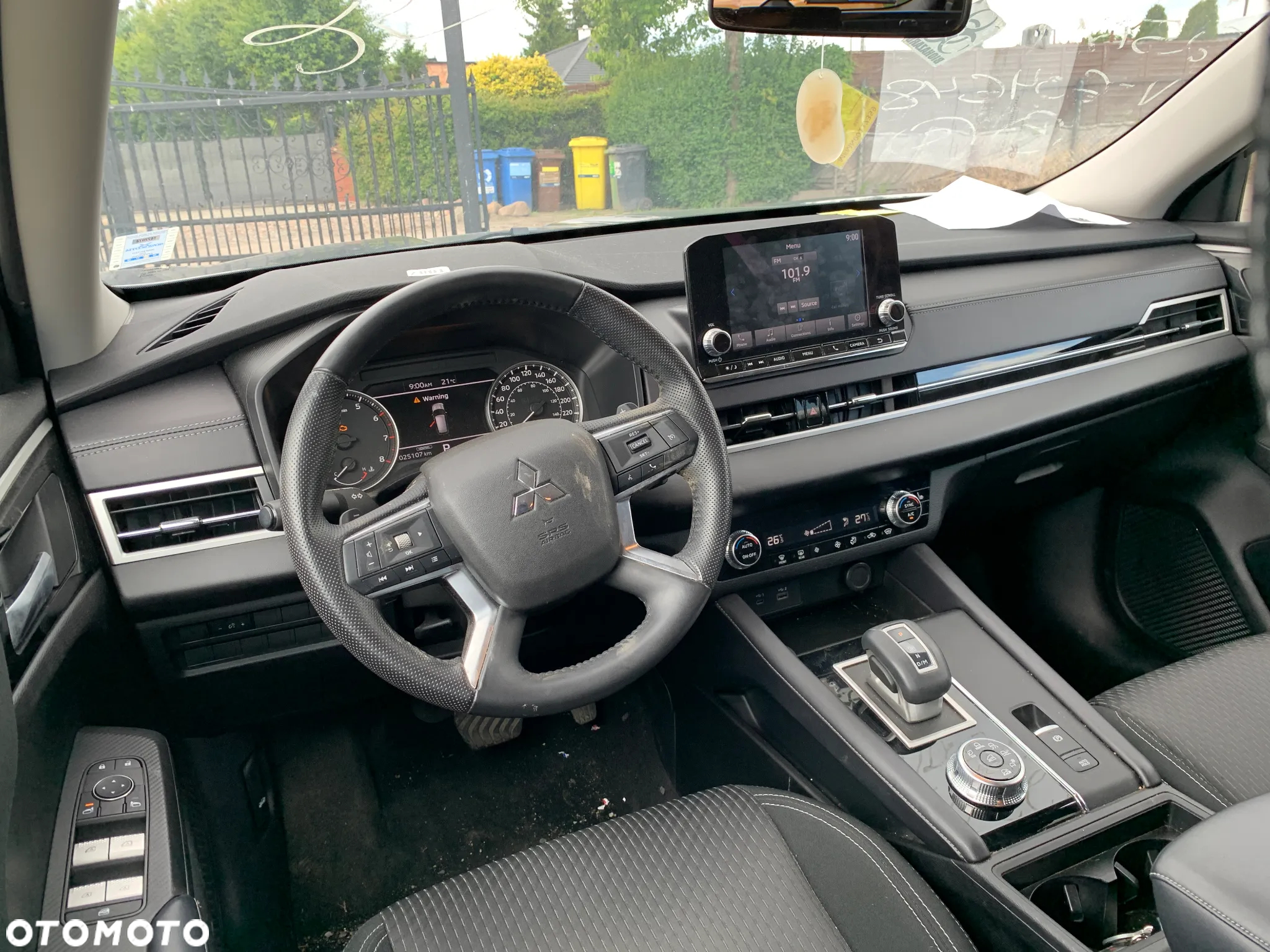 Mitsubishi Outlander - 14