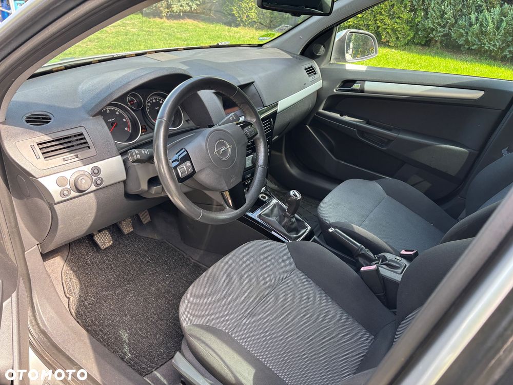 Opel Astra 1.7 CDTI 111 - 19