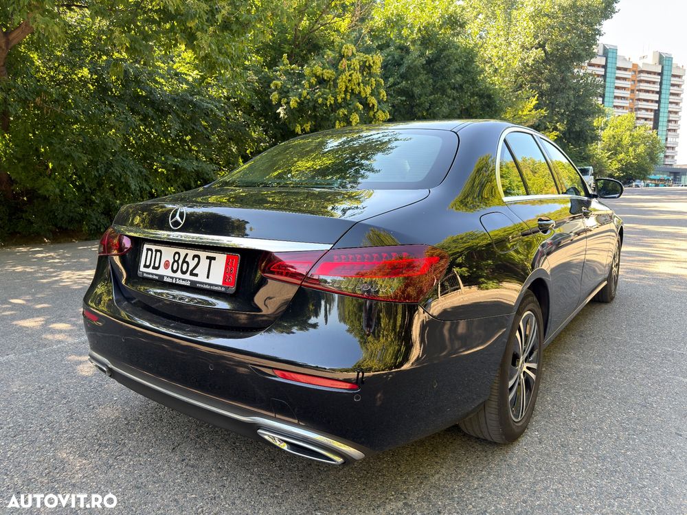 Mercedes-Benz E 220 d 4Matic 9G-TRONIC Avantgarde - 3