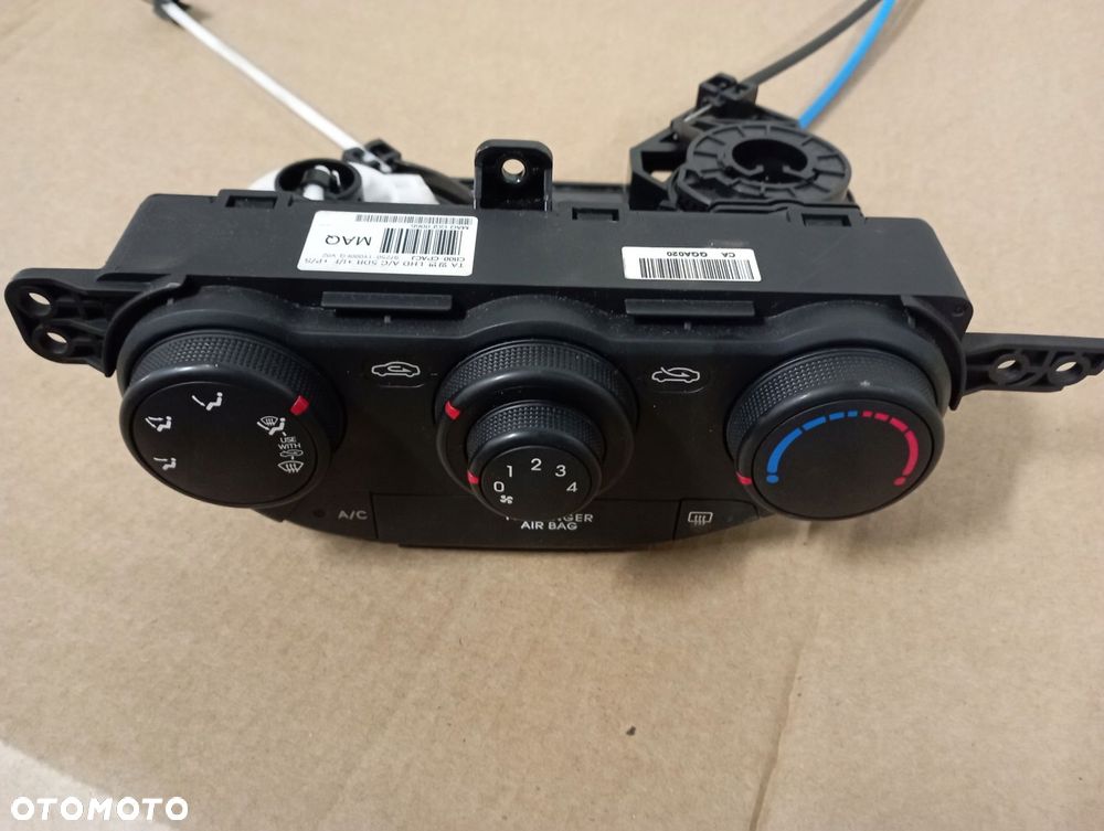 KIA PICANTO II PANEL NAWIEWU KLIMATYZACJI WŁĄCZNIK - 1