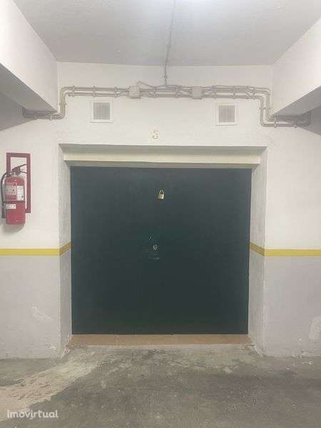 Garagem 13m2 com wc - Grande imagem: 5/8