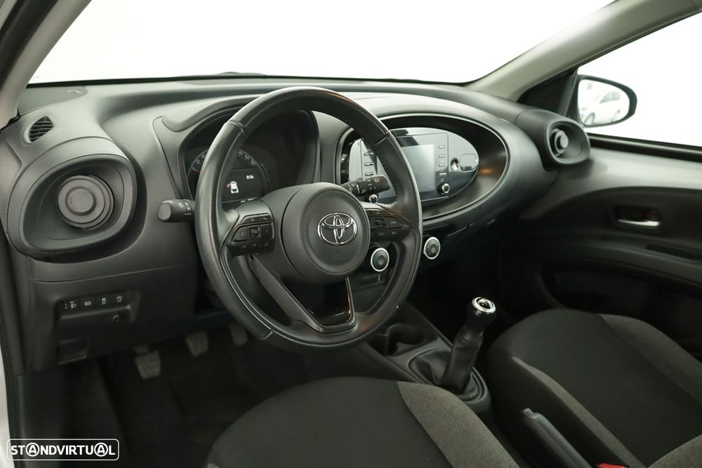 Toyota Aygo 1.0 X-Play - 6