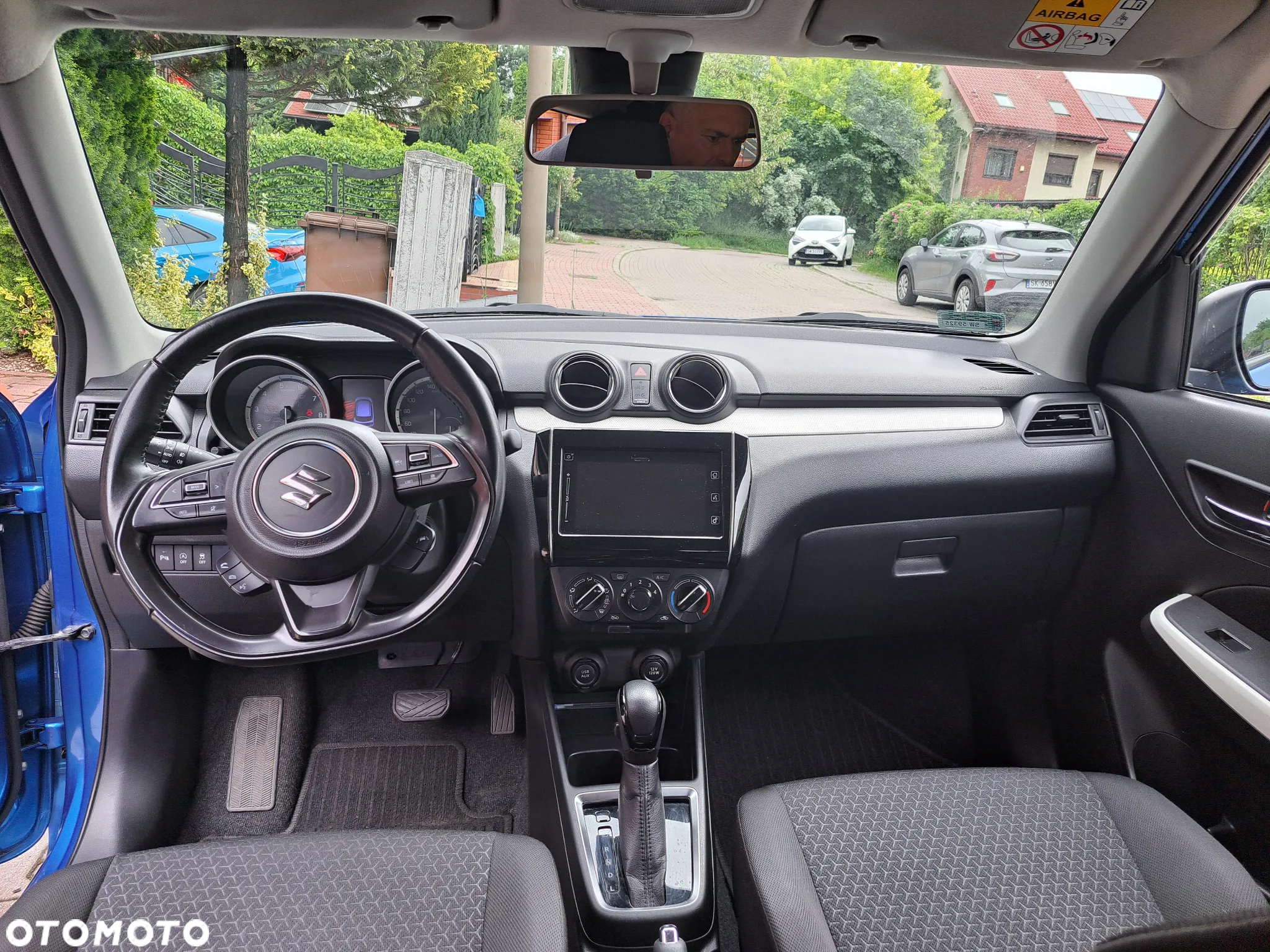 Suzuki Swift 1.2 Premium Plus CVT - 15