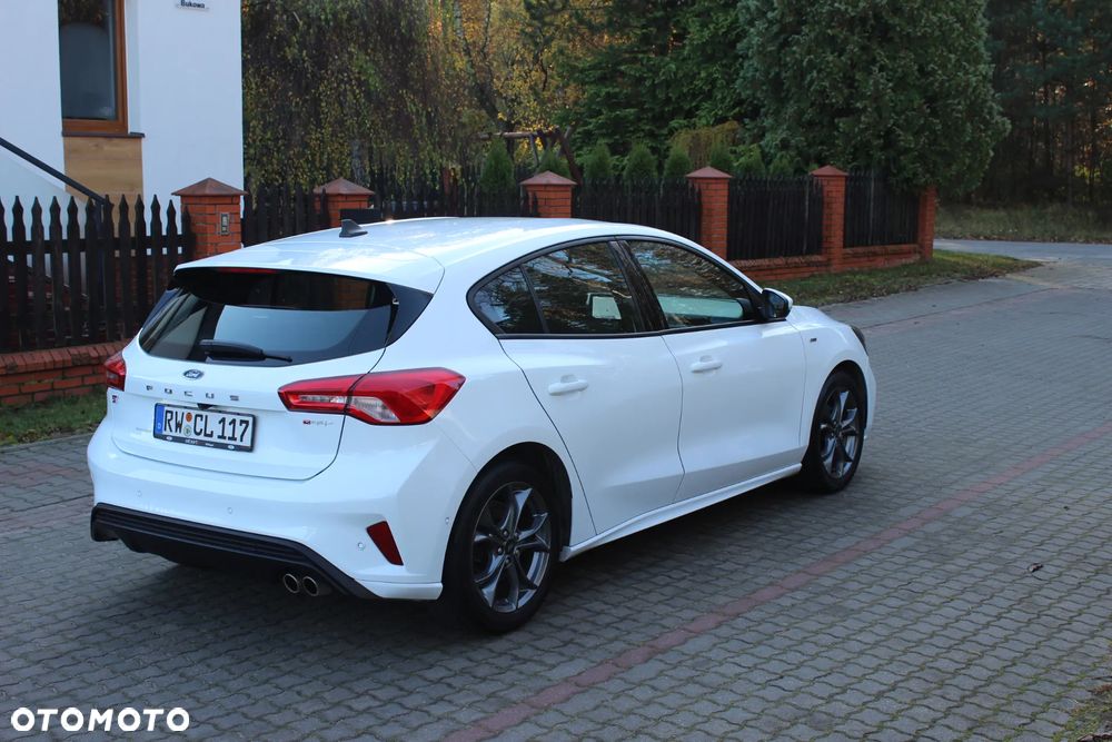 Ford Focus 1.5 EcoBlue Start-Stopp-System ST-LINE VIGNALE - 6