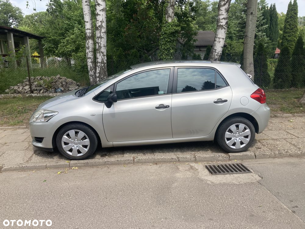 Toyota Auris 1.4 D-4D Luna - 8