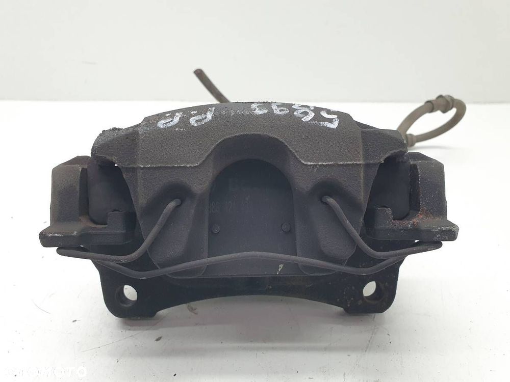 ZACISK HAMULEC PRZÓD PRAWY AUDI A4 B9 2.0 TDI 8W06BQ - 4