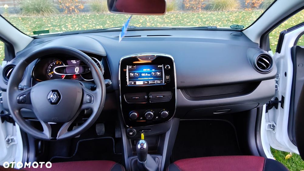 Renault Clio 1.2 16V 75 Experience - 21