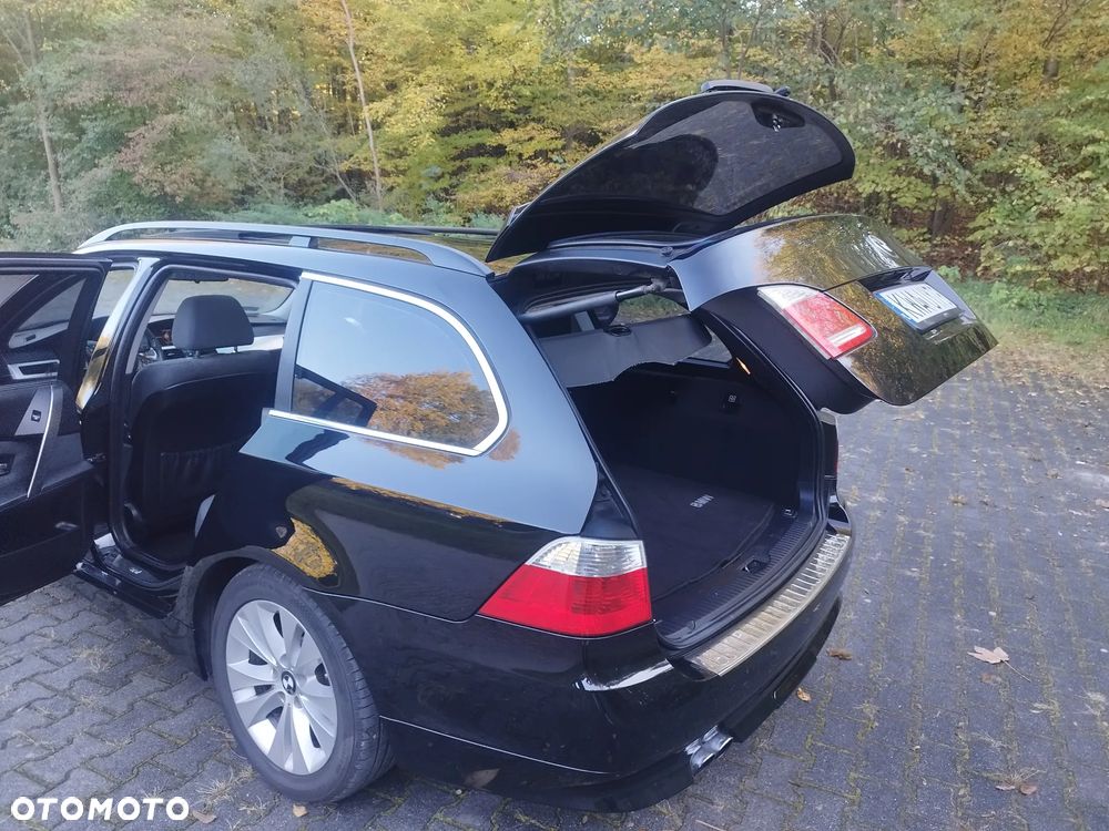 BMW 5 Series 2004 photo 5
