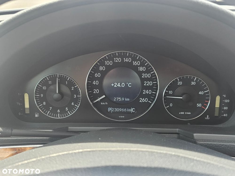 Mercedes-Benz Klasa E 280 CDI Elegance - 30