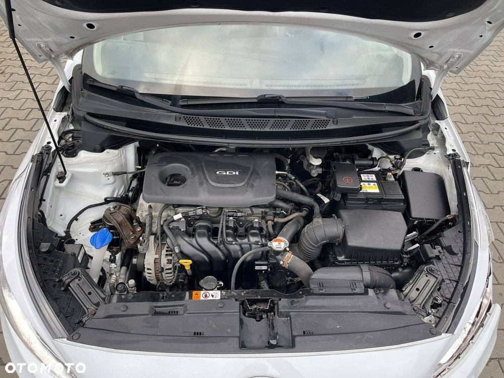 Kia Ceed 1.6 GDI ISG Vision - 13