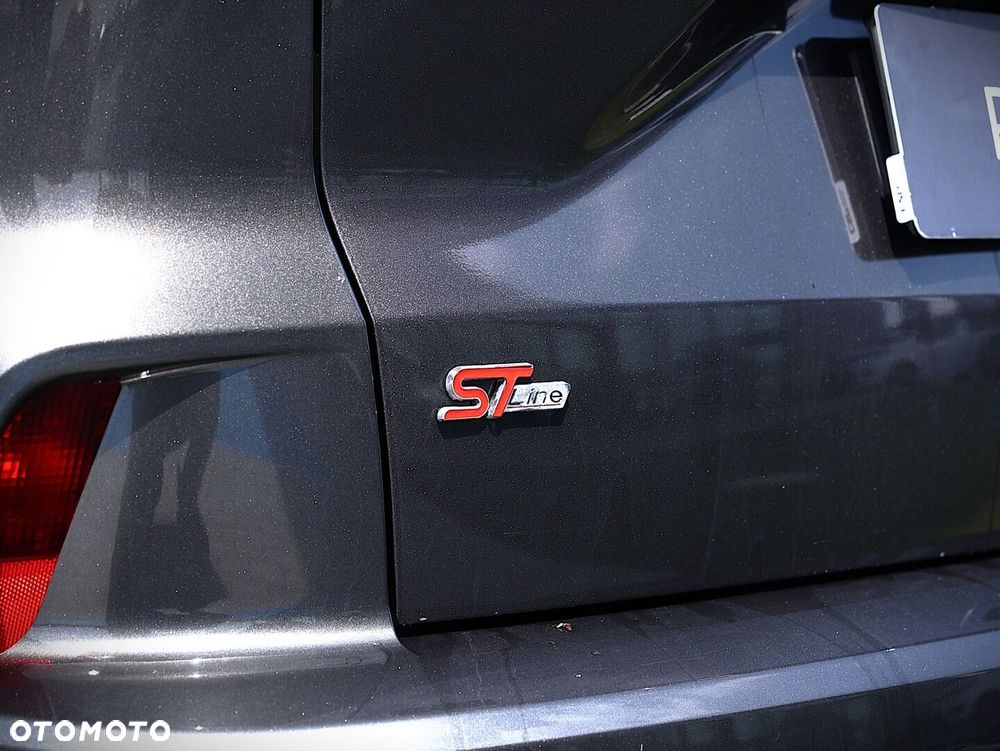 Ford Kuga - 12