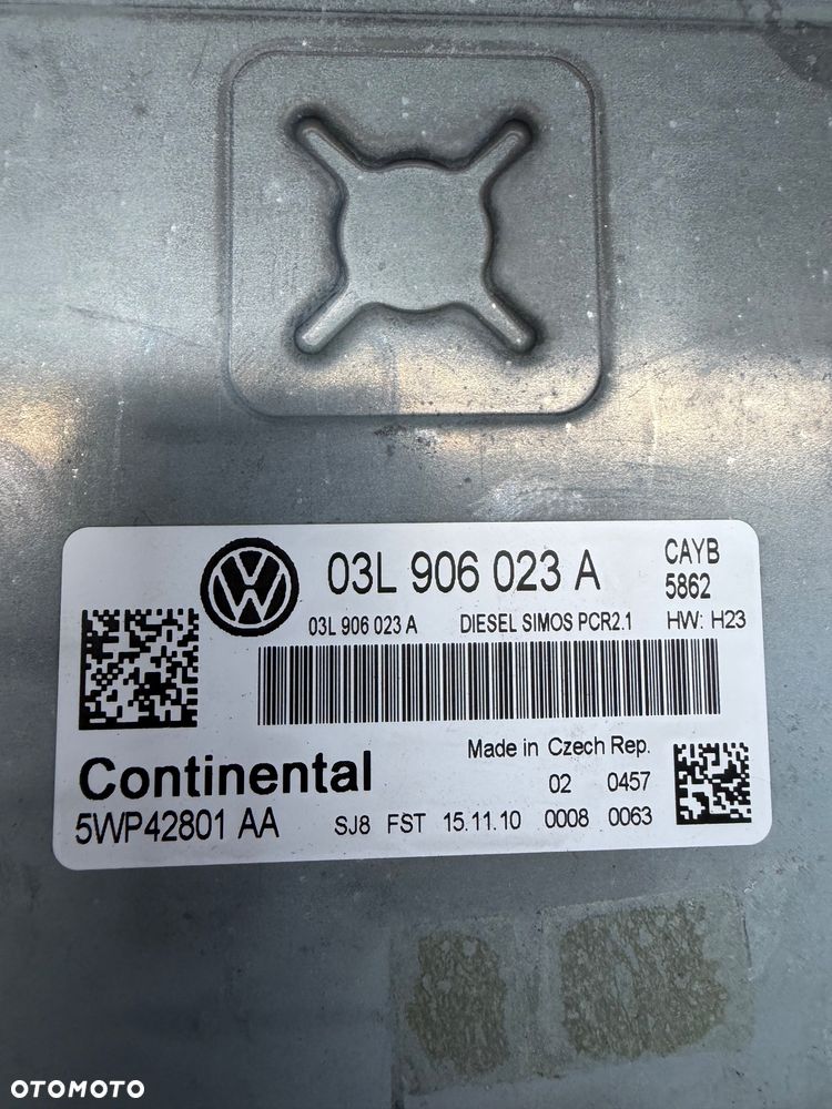 VW Golf 6 sterownik silnika 1.6 dci 03L 906 023A - 5