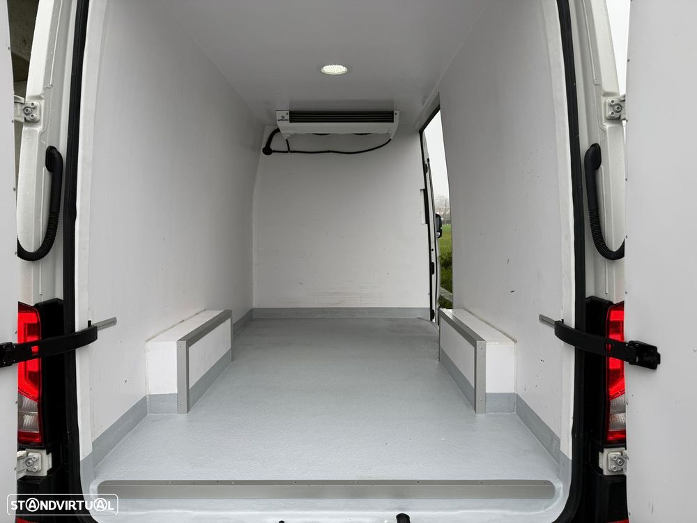 VW Crafter 35 2.0 TDI LH3 180 CV C/FRIO - 5